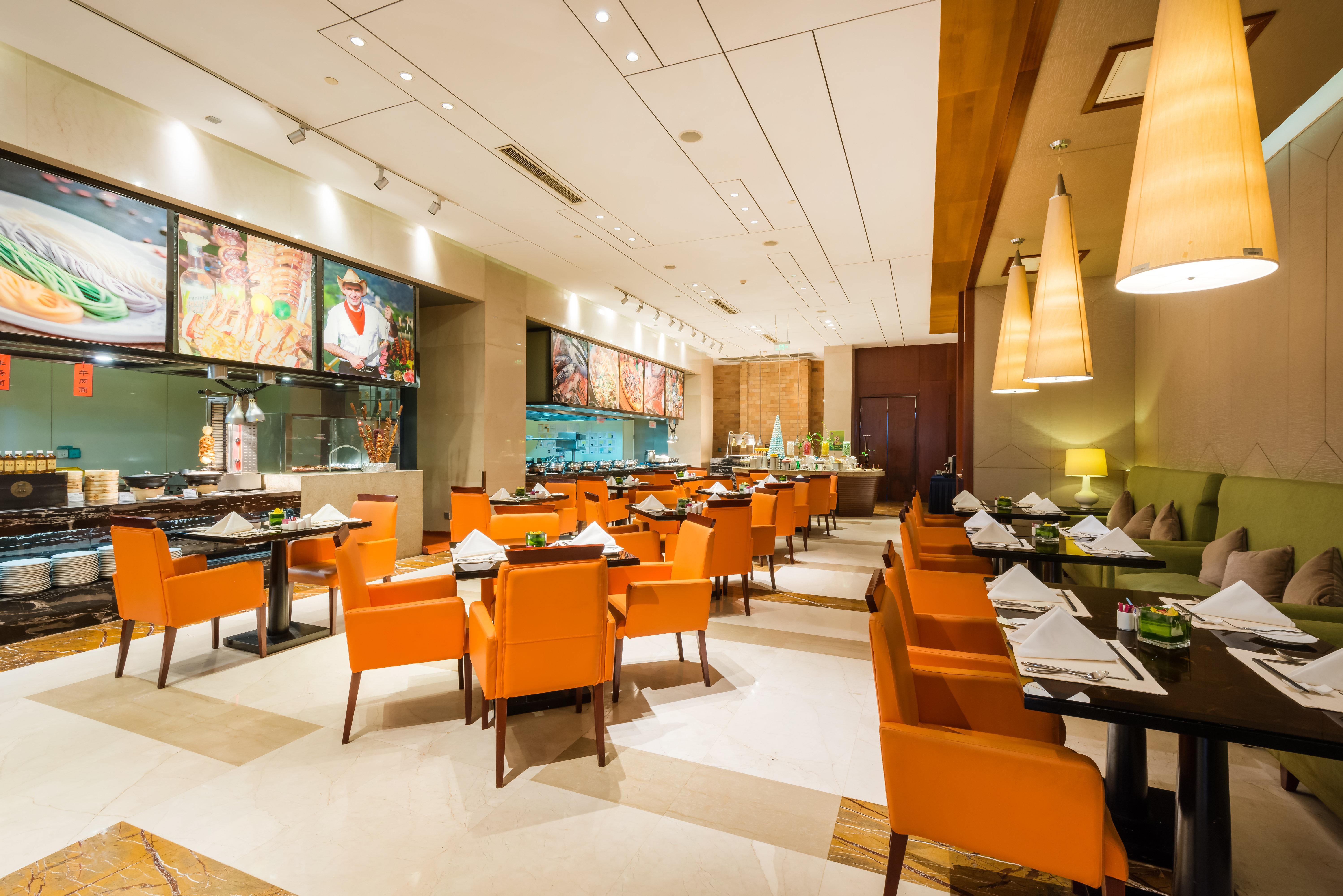 Отель Crowne Plaza Xiangyang By Ihg Экстерьер фото