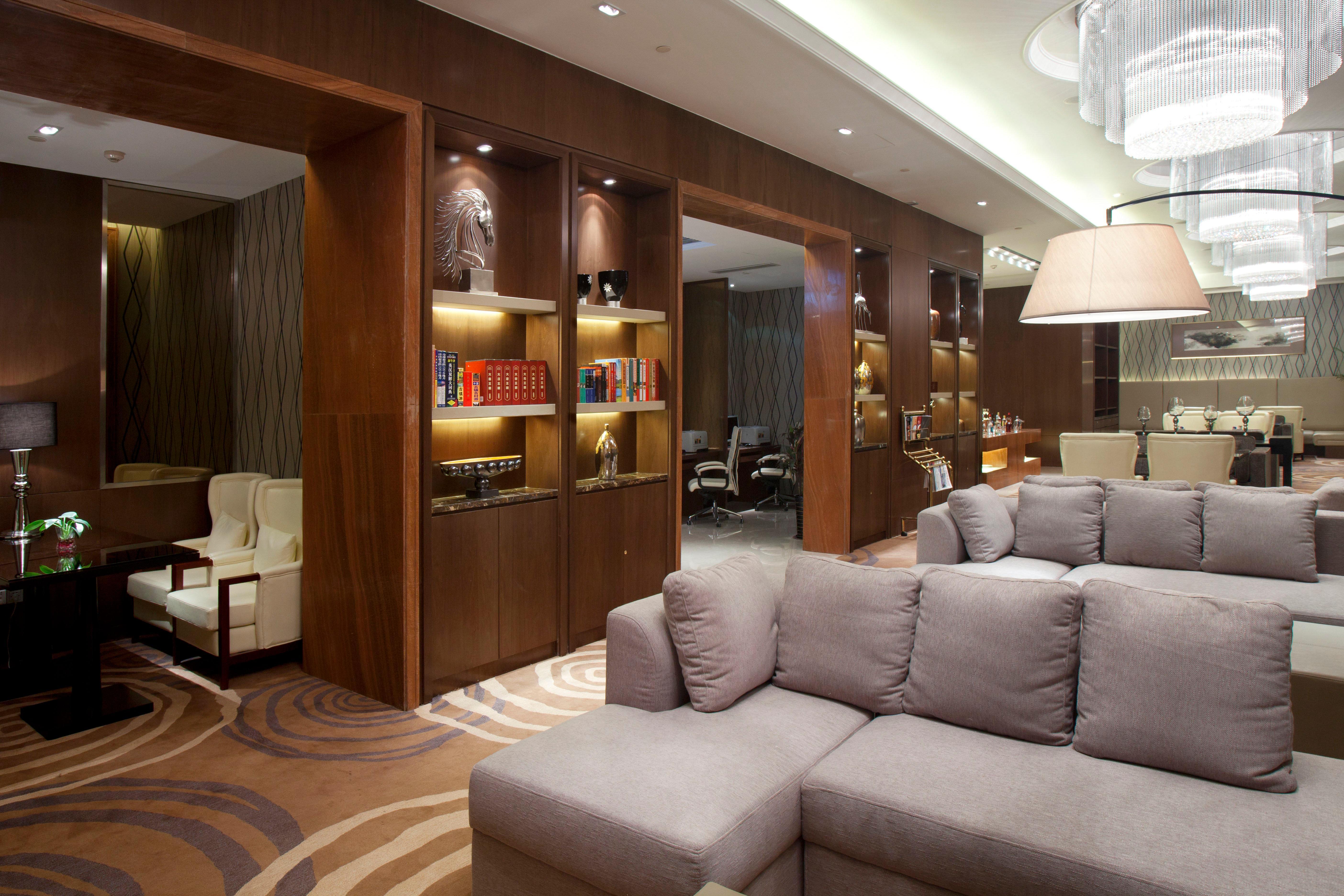 Отель Crowne Plaza Xiangyang By Ihg Интерьер фото
