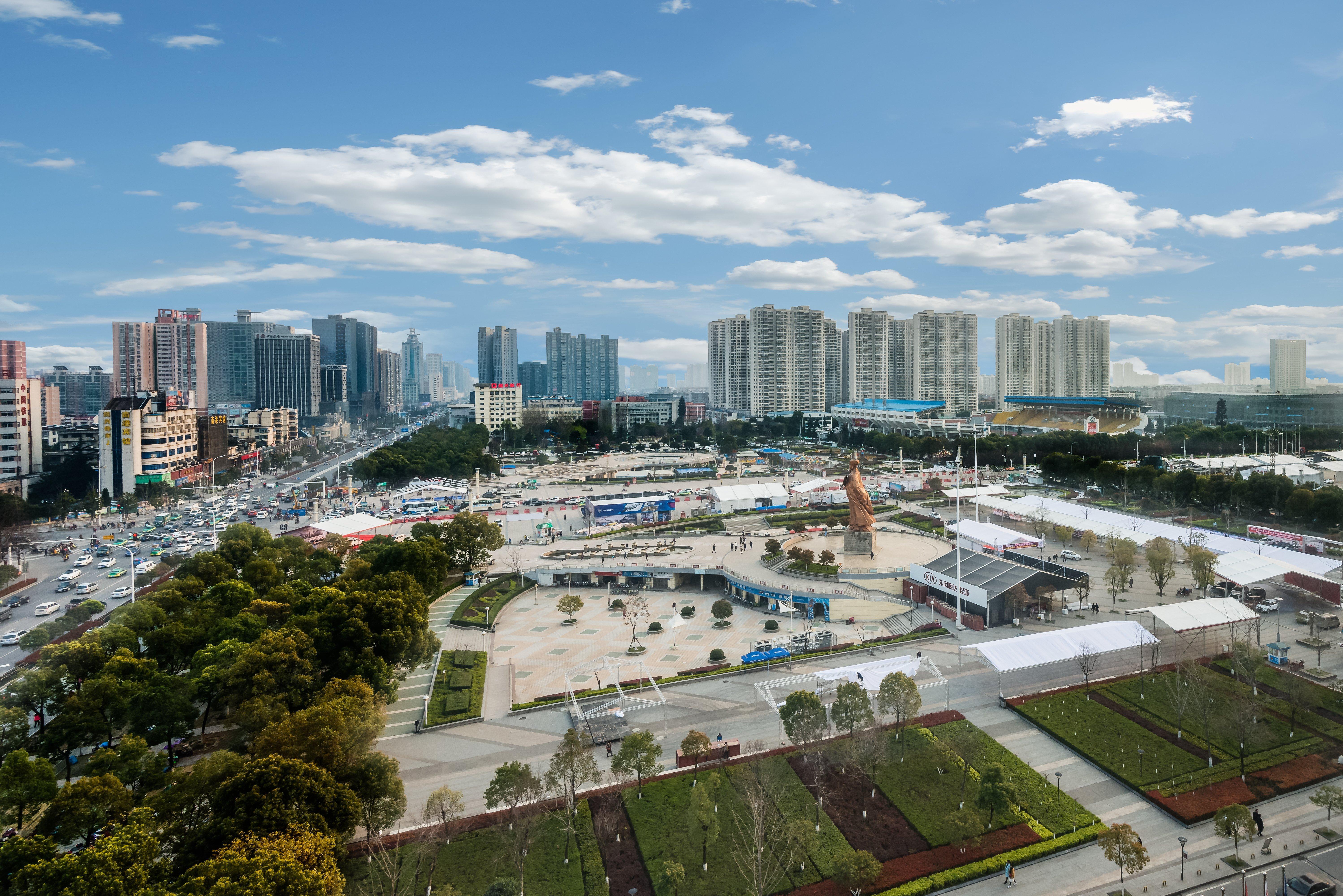 Отель Crowne Plaza Xiangyang By Ihg Экстерьер фото
