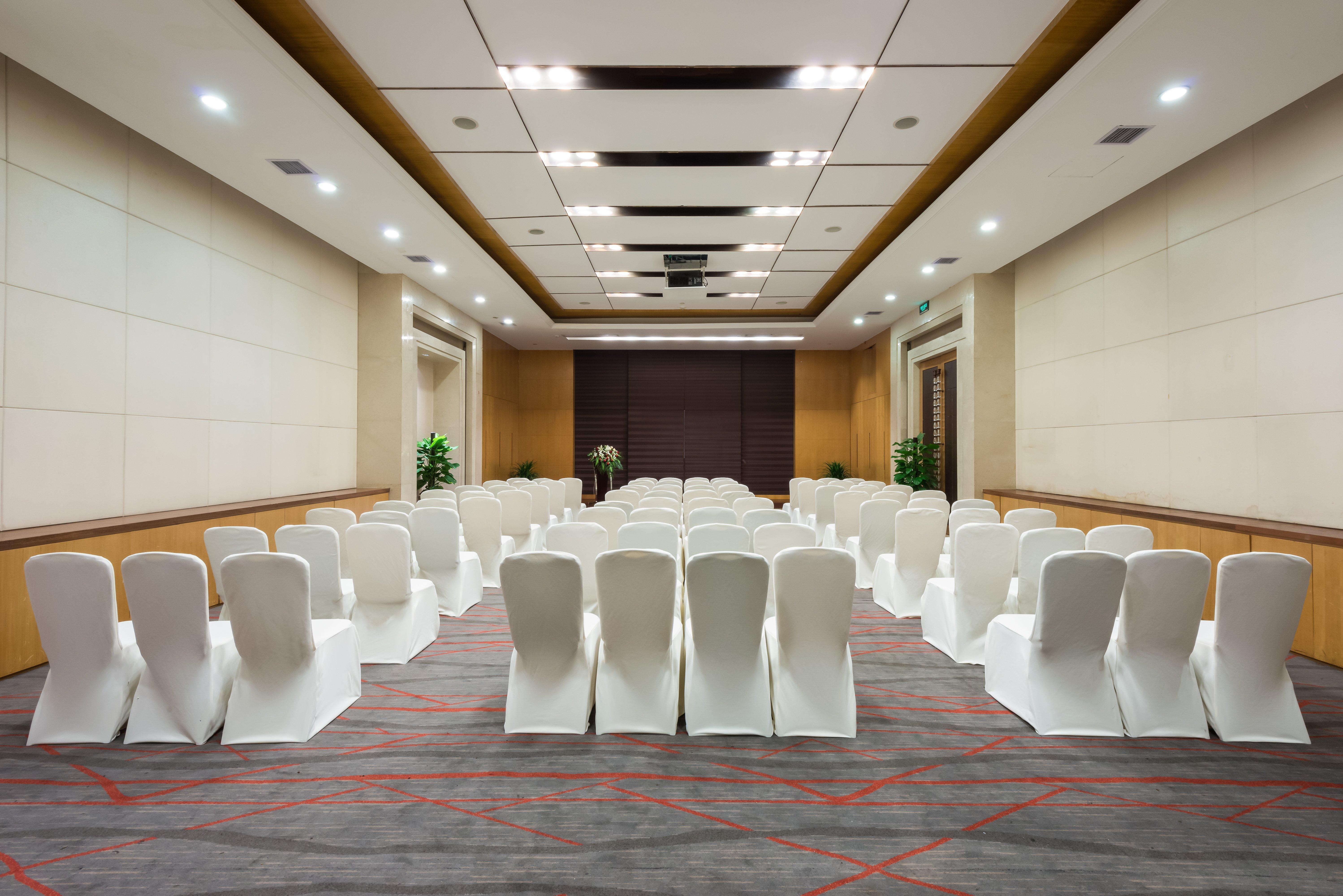 Отель Crowne Plaza Xiangyang By Ihg Экстерьер фото
