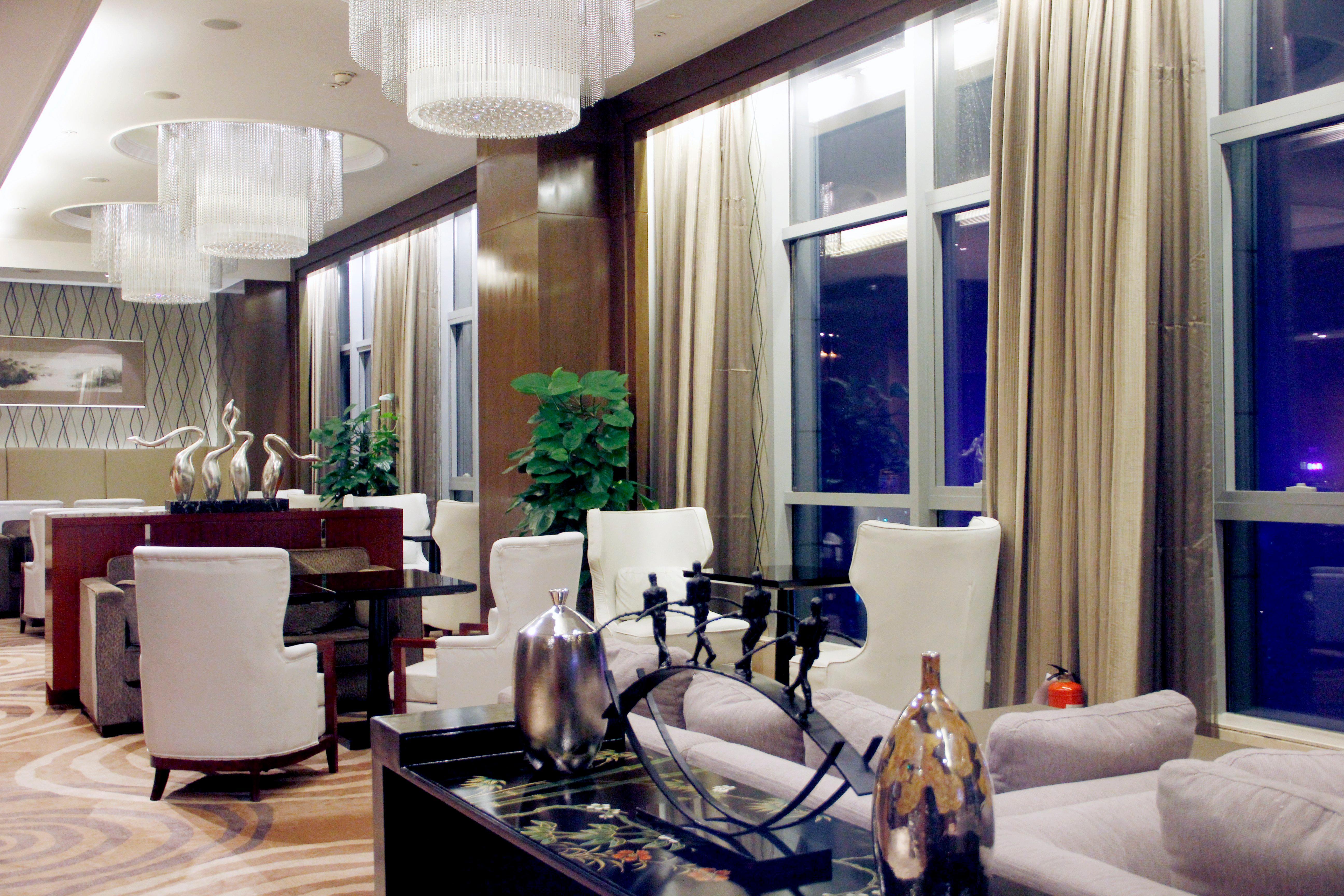 Отель Crowne Plaza Xiangyang By Ihg Экстерьер фото