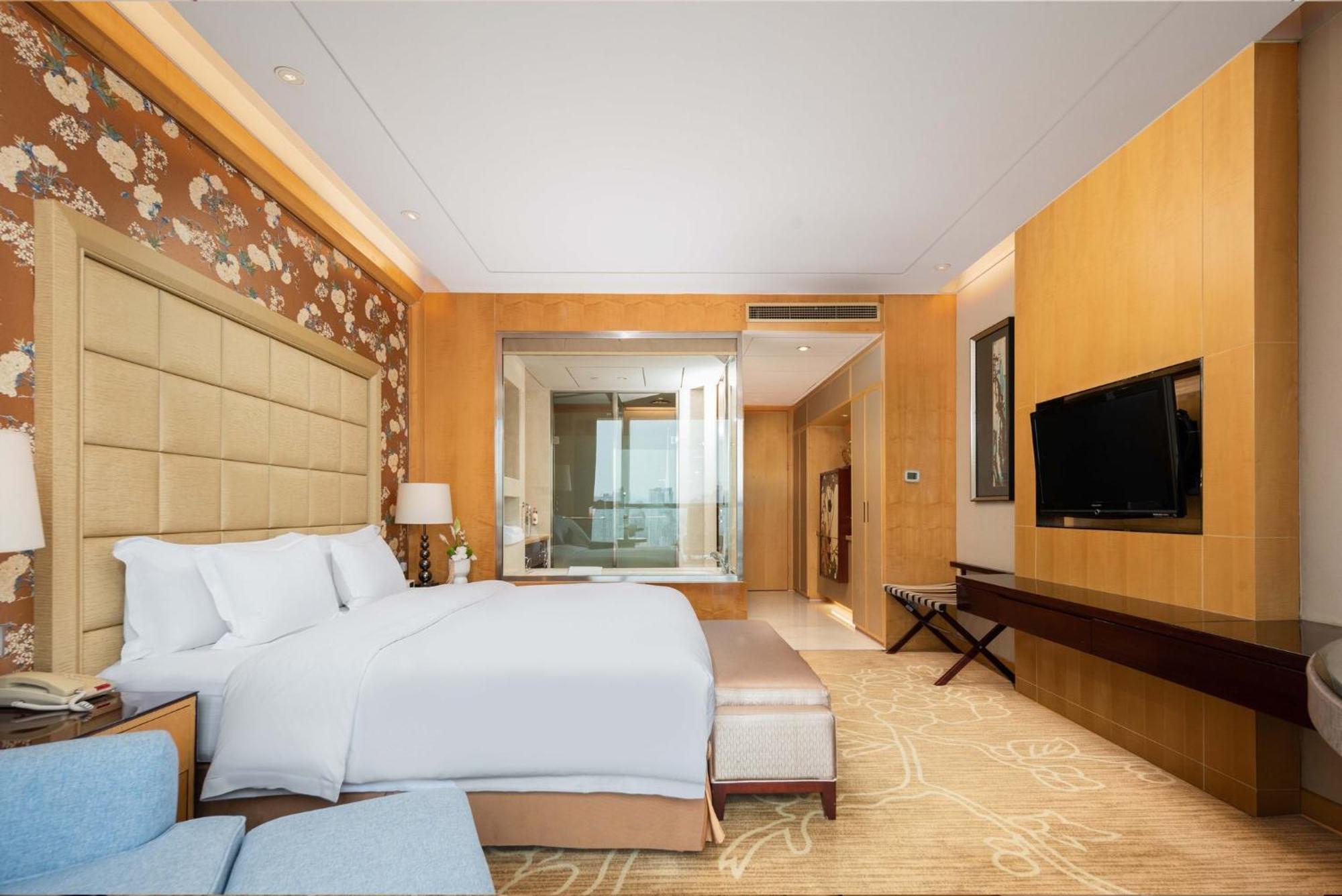 Отель Crowne Plaza Xiangyang By Ihg Экстерьер фото