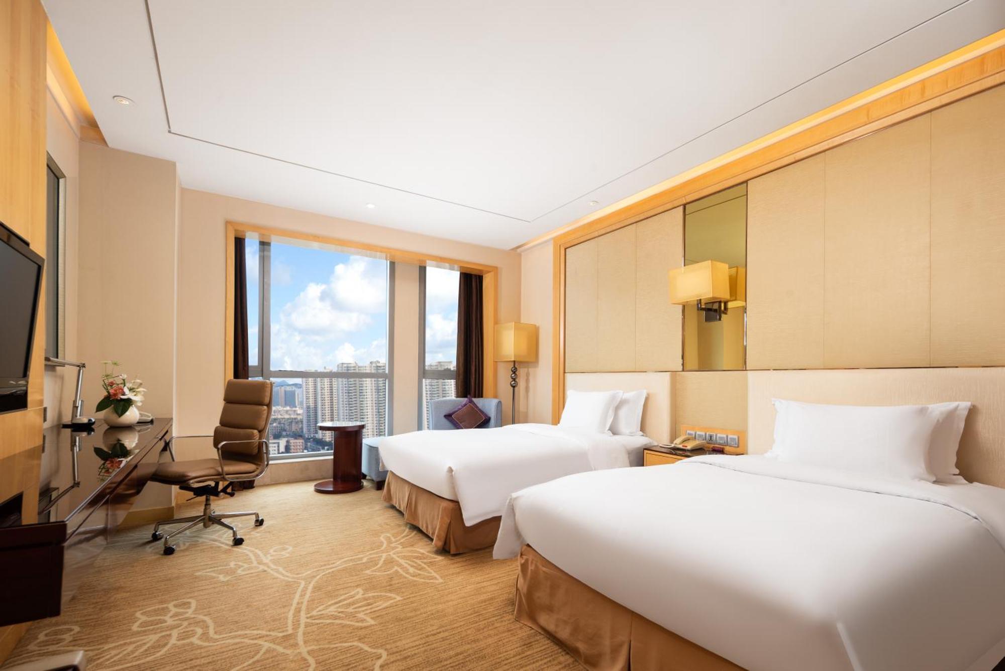 Отель Crowne Plaza Xiangyang By Ihg Экстерьер фото